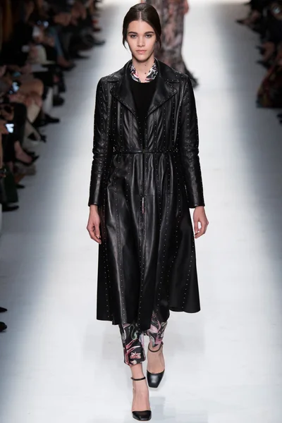 Look 35